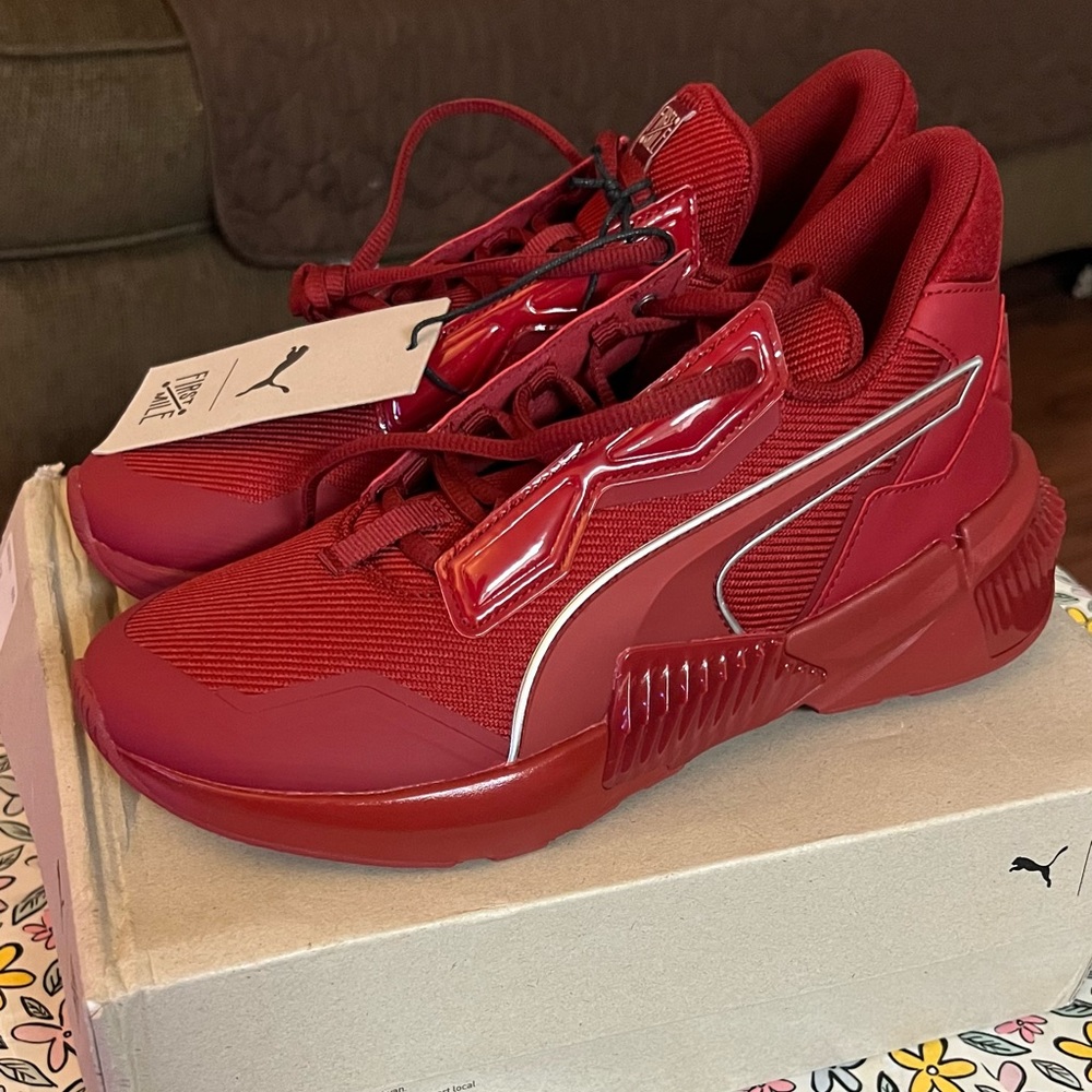 Puma shoes red